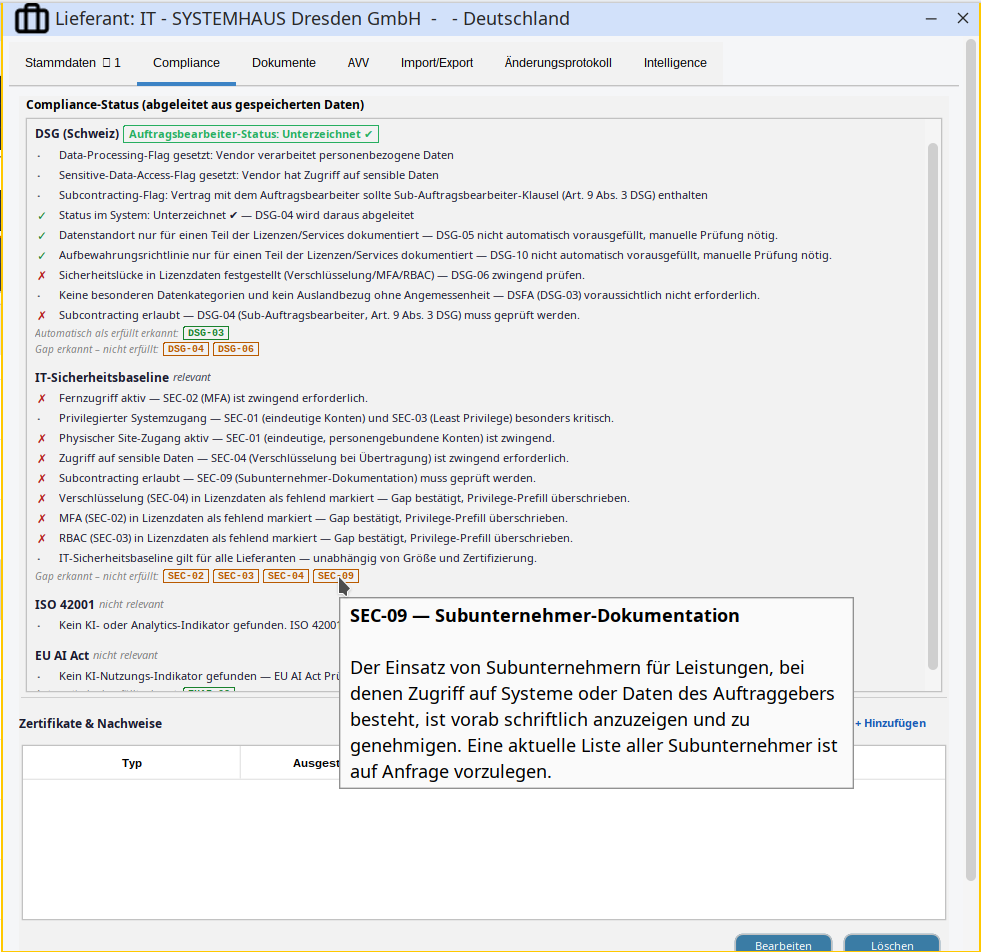 Compliance-Tab: Status je Kriterium mit ID, Ampel und Volltext-Tooltip zu SEC-09